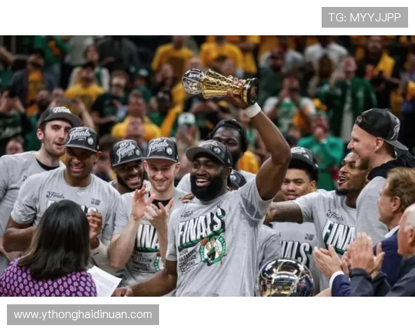 詹姆斯领衔湖人新赛季备战计划 波士顿凯尔特人调整阵容力求突破